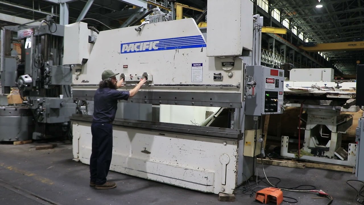 165 TON X 12' PACIFIC HYDRAULIC PRESS BRAKE