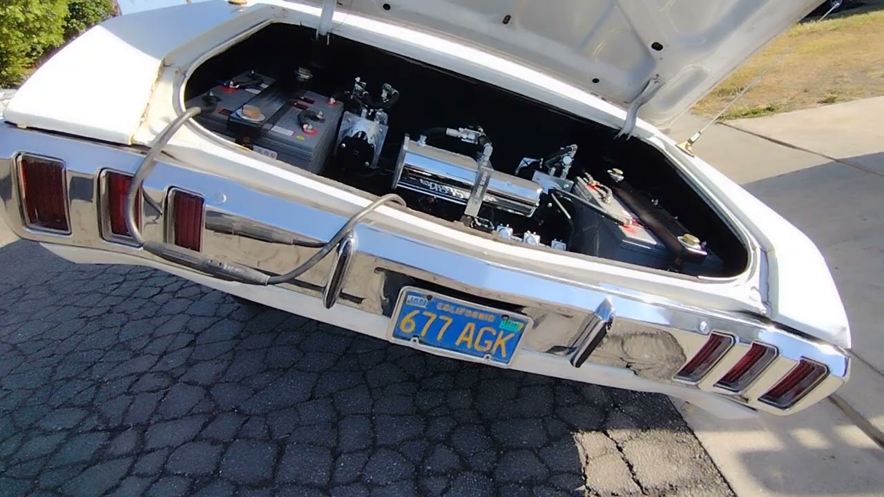 Lowrider Impala 1970 года. 3 насоса, 6 аккумуляторов. Гидравлика No Limit.