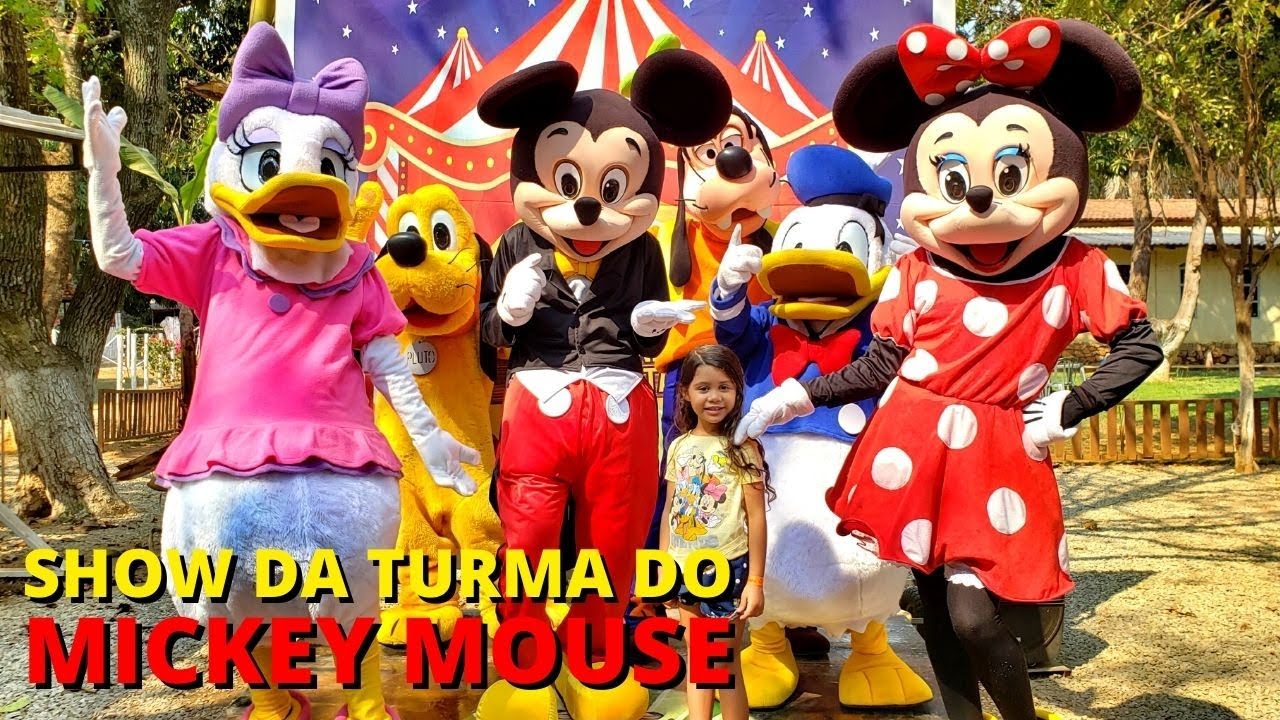 Turma do MICKEY MOUSE - Fomos no show do Mickey e Minnie na Fazendinha