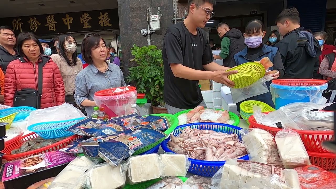 小帥弟真的很懶得賣啊 