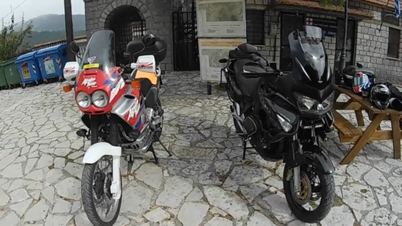 AfricaTwin  VS Varadero