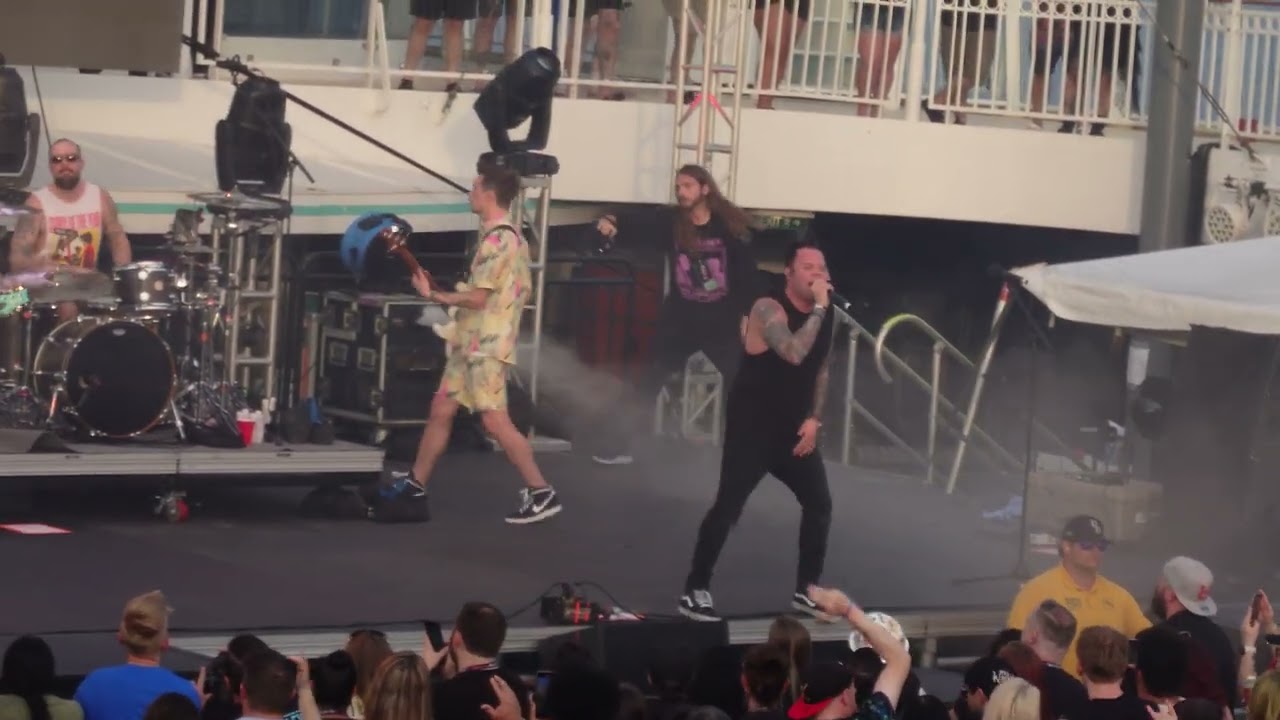 Story of the Year - The Antidote (E.N.D. Cruise 2024 Day 4)