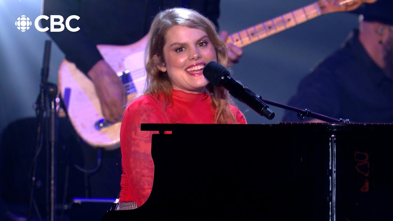 Coeur De Pirate performs Comme des Enfants | Canada Day 2025