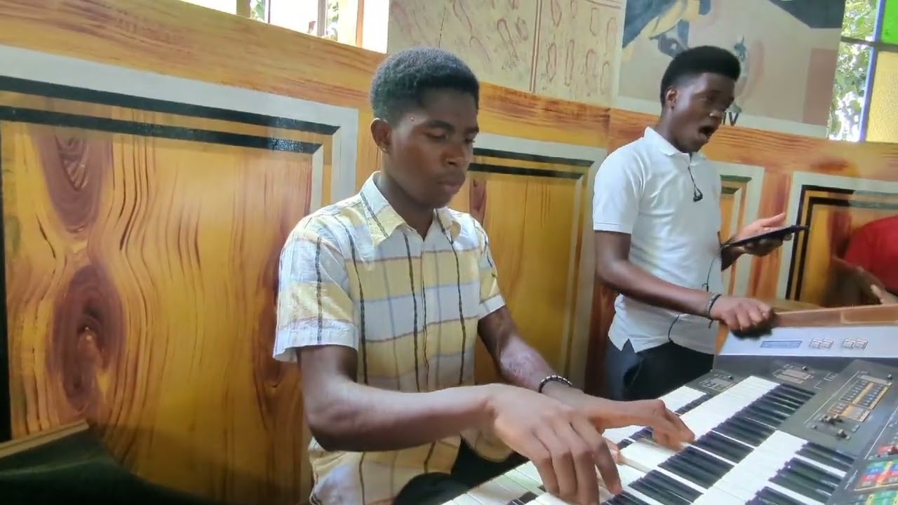 MACHO YANGU HUMWELEKEA BWANA DAIMA BY JOSEPH// MAKOYE