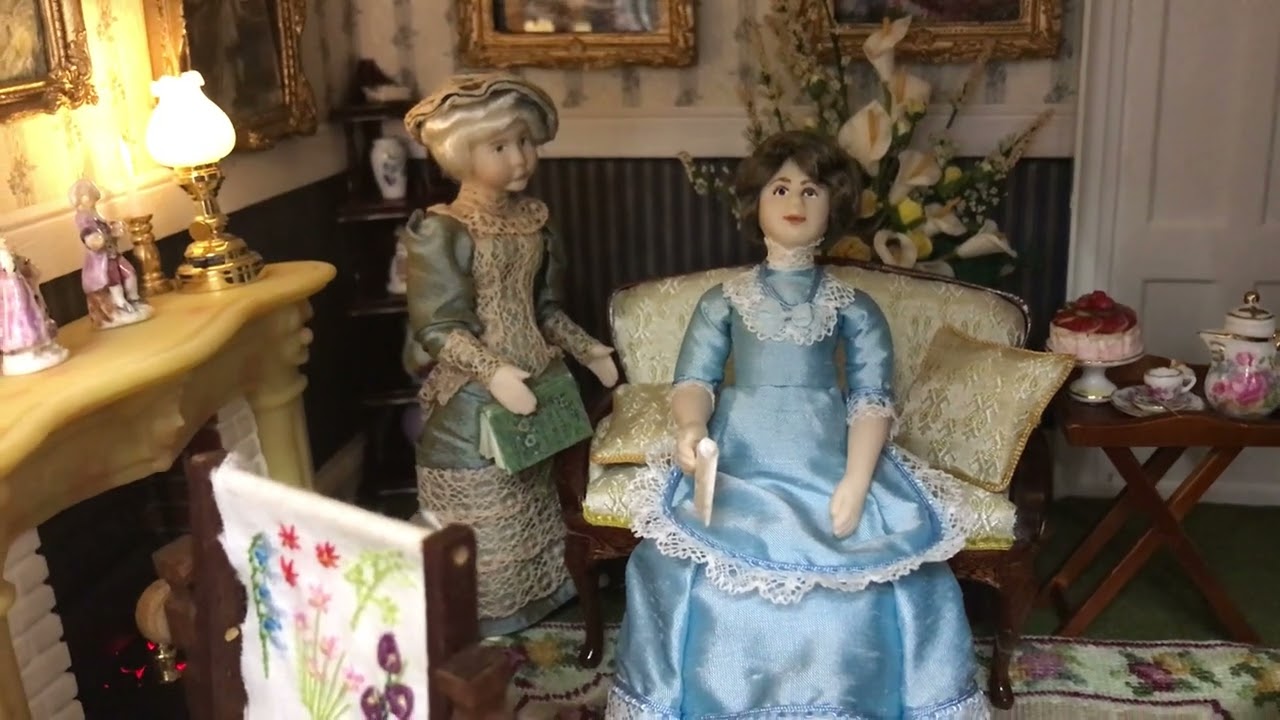 Dolls house tour