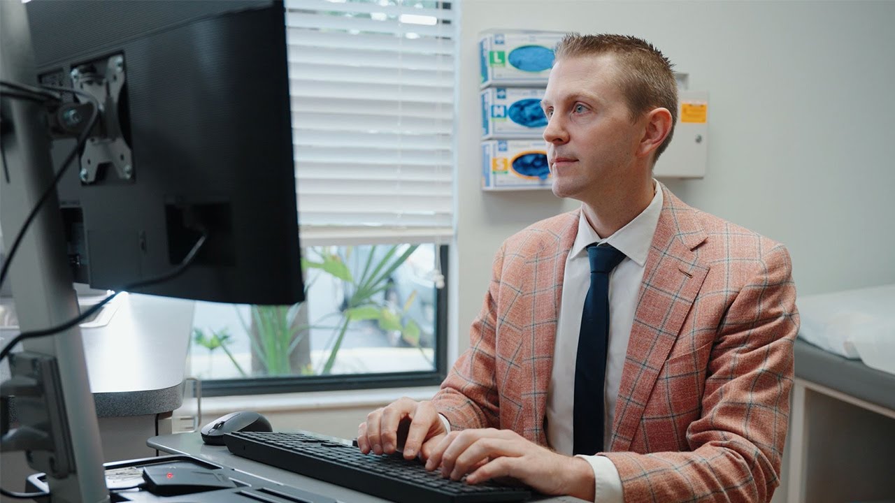 Christopher Reb, DO - Florida Orthopaedic Institute