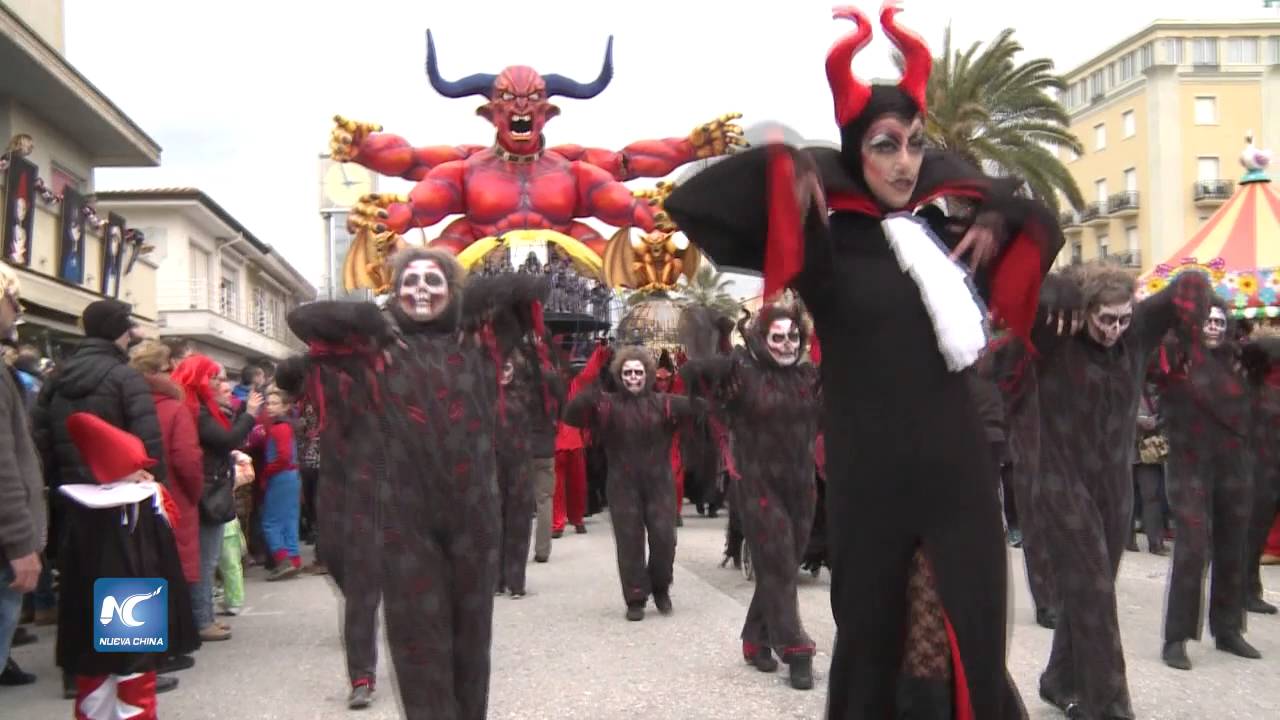 Carnaval de Viareggio inicia en ciudad costera italiana
