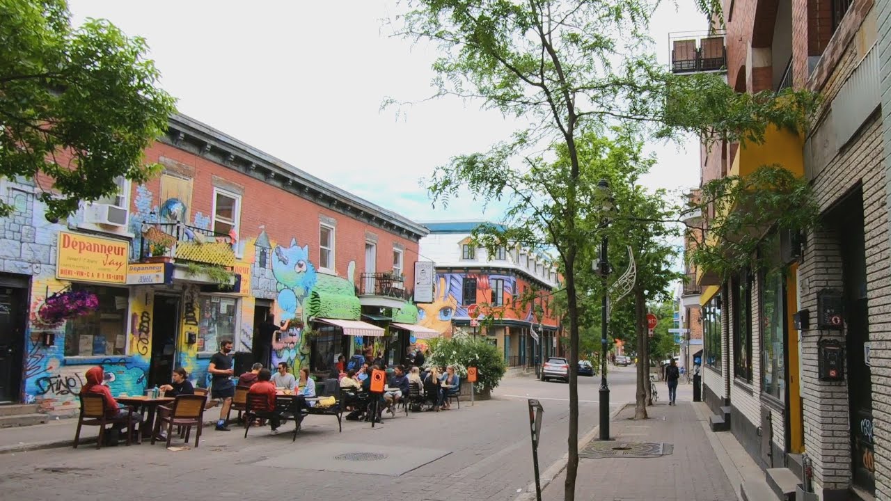 Montreal Walk on Duluth Avenue in Le Plateau-Mont-Royal Neighborhood