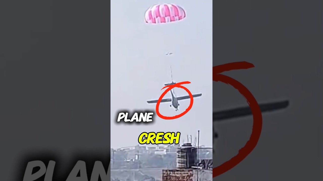 Plane crash in Prayagraj... 😱😱 #shortsfeed #viral #india