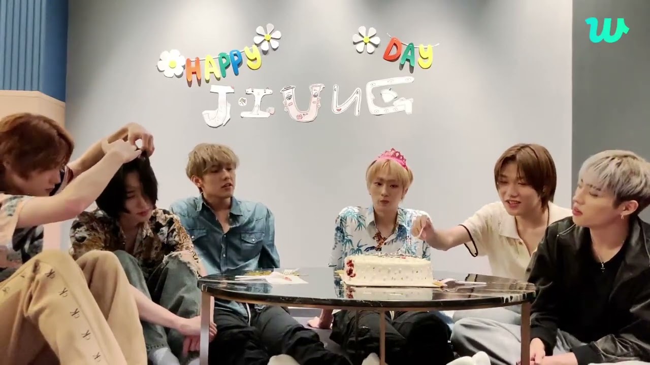 (ENG SUB) P1Harmony BIRTHDAY WEVERSE LIVE Y 어떻게 이름도 최지웅 DAY-1🎂 - P1Harmony LIVE (2023.10.06)