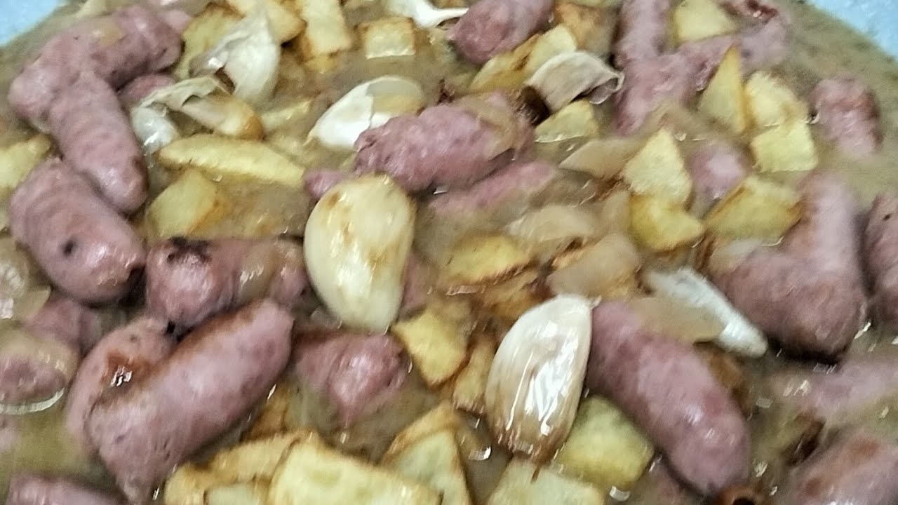 Salchichas de pollo con patatas 