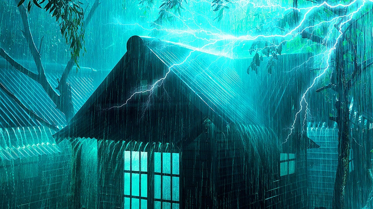 DUERME RÁPIDO con lluvia torrencial y truenos fuertes de noche | Tormenta real para dormir profundo