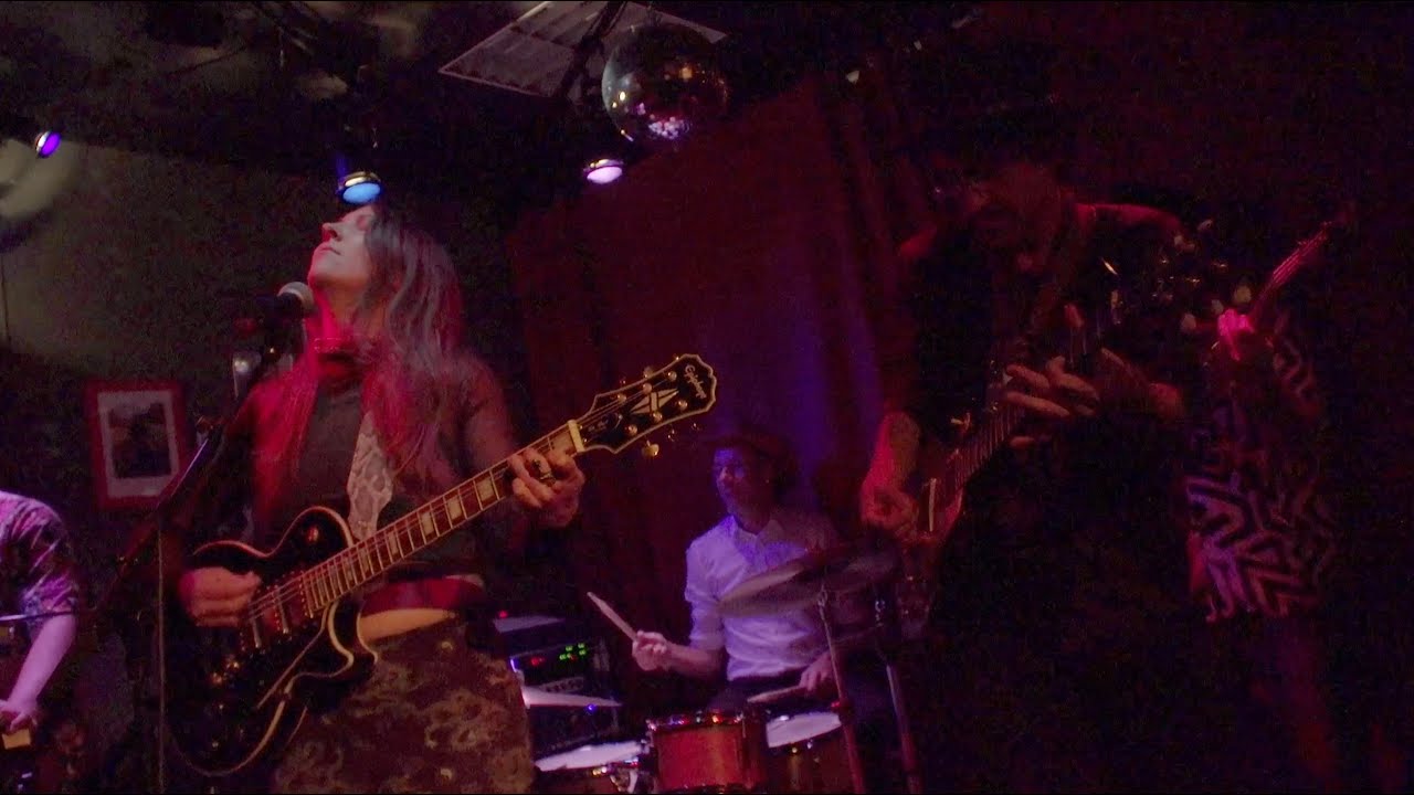 The Omedas - The Chief and the Spade - Live at the Atomic Cafe