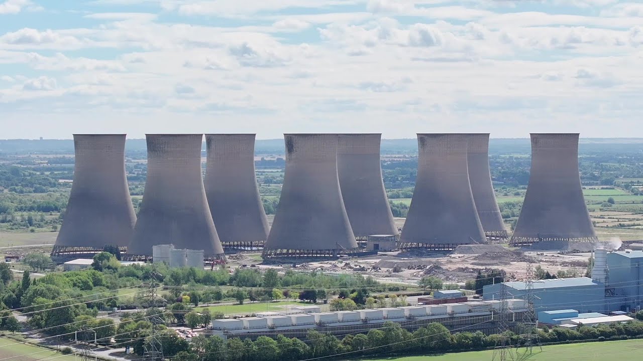 Cottam Power Station   Cooling Tower Demolition