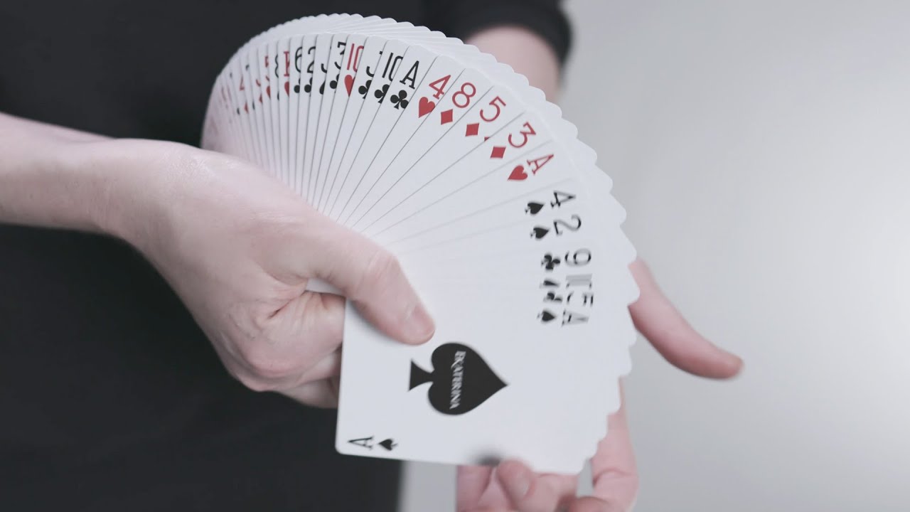 CARDISTRY BASICS - SPUTNIK FAN