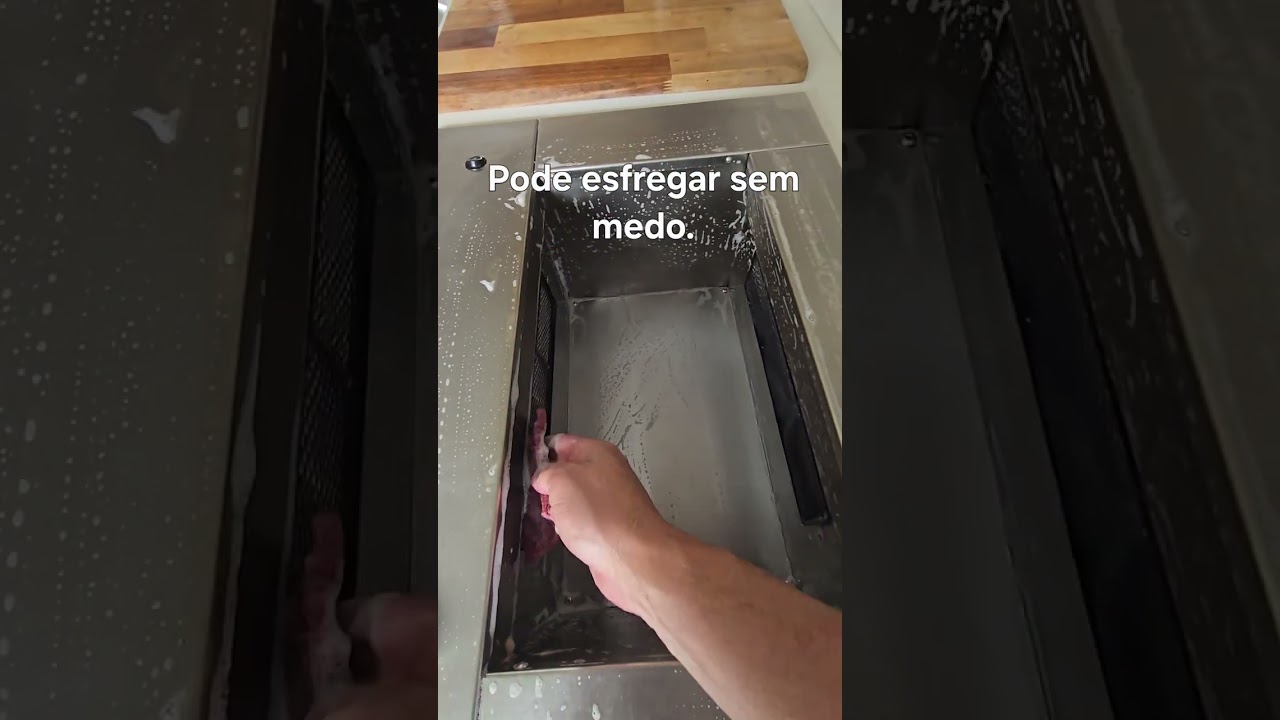 Acendendo e limpando a churrasqueira a gás Dinoxx.