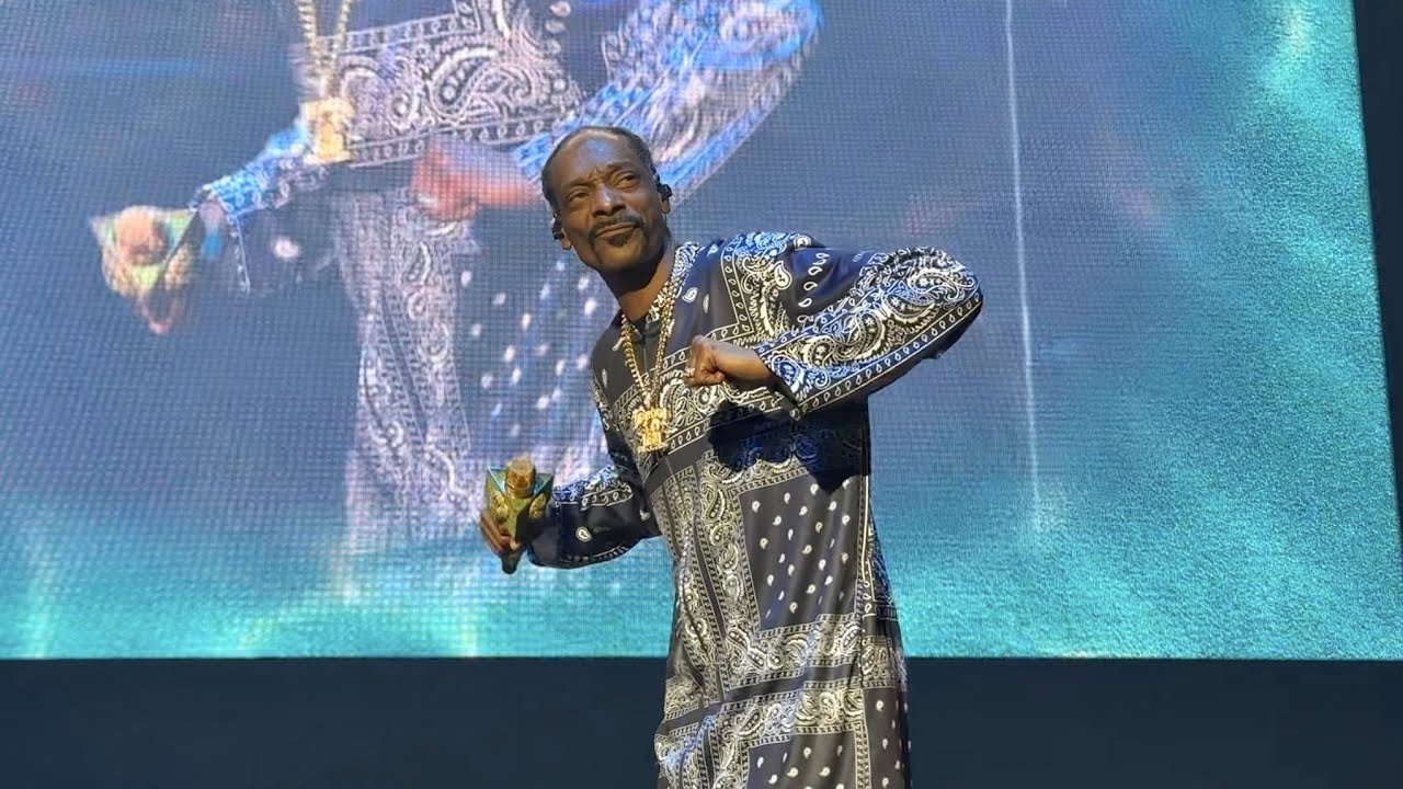 Snoop Dogg - California Love (Live from I Wanna Thank Me Tour 2023, Berlin, Germany)