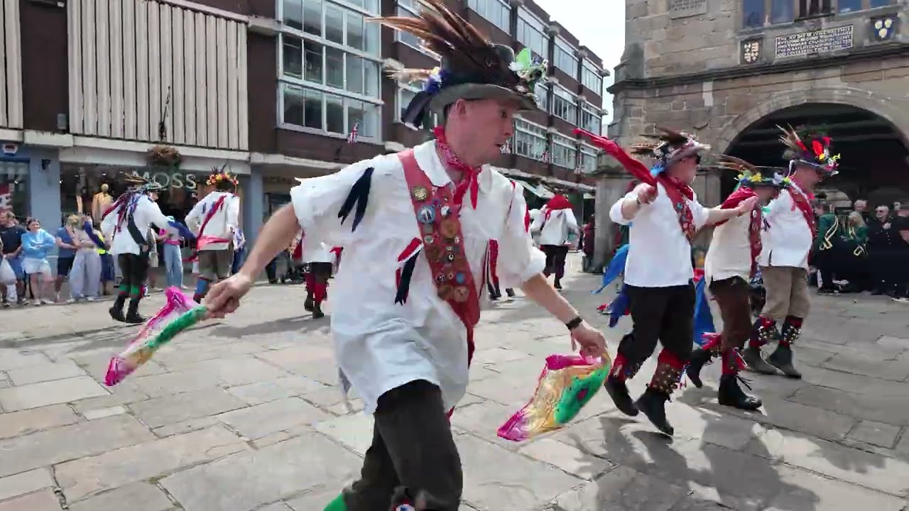 Eynsham Morris 'Jockey to the Fair' at Shrewsbury Folk Festival 2025