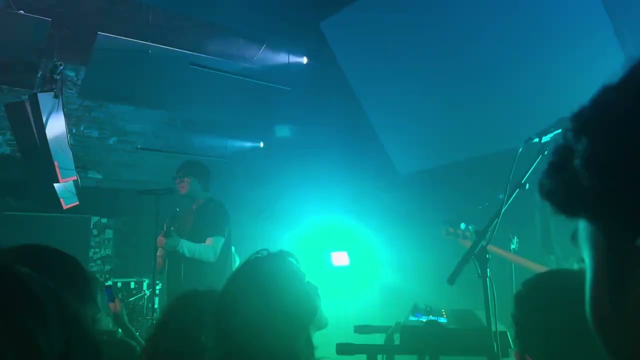 A Little More - Valley live in Köln 31.01.25