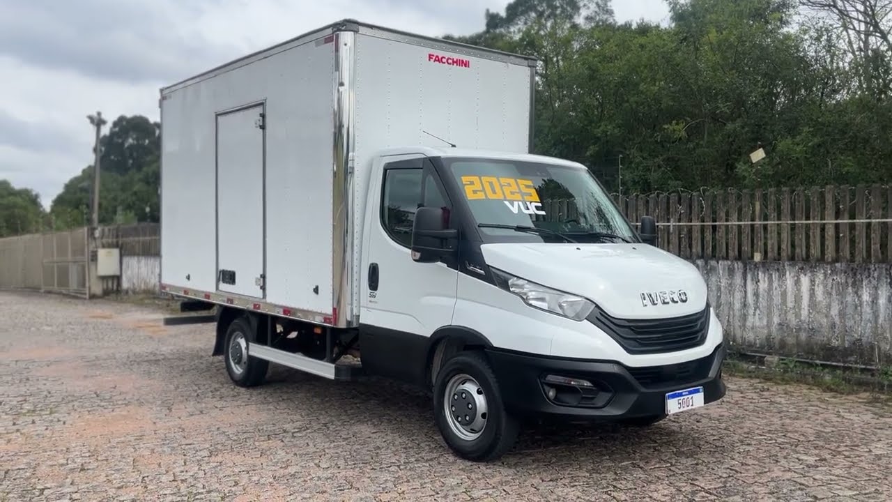 Iveco Daily 35-160 CS ano 2024/25 - EURO 5 - Utilitário - Impecável! 💵 VALOR 287.000,00