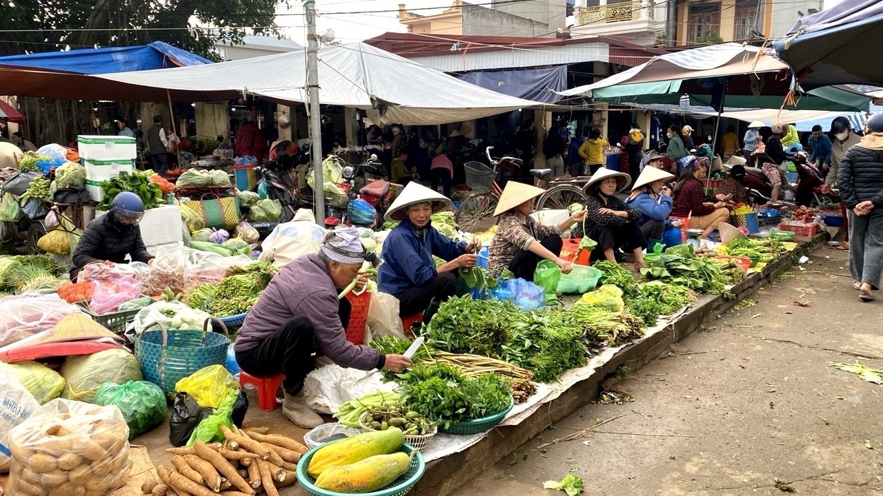 Morning at a Hidden Rural Market in Northern Vietnam | Authentic Local Life