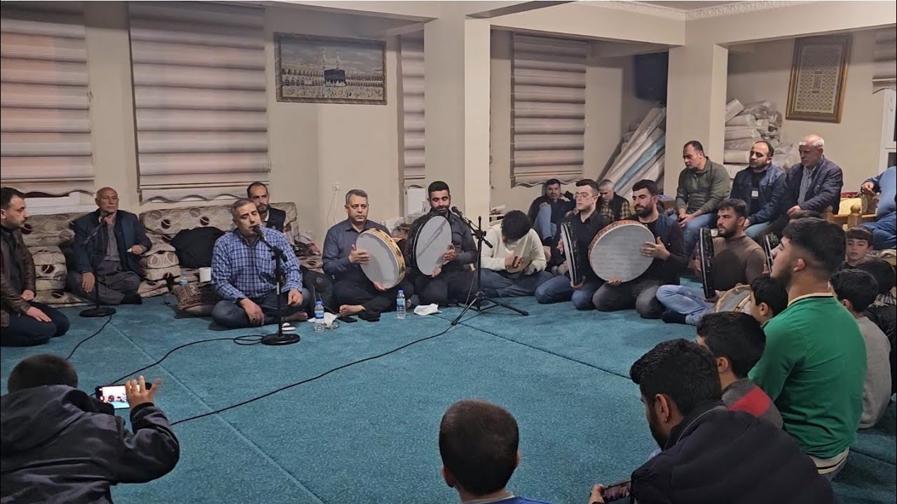 Kosan Dergahı - Cuma gecesi Üstadlardan Muhteşem Kasideler