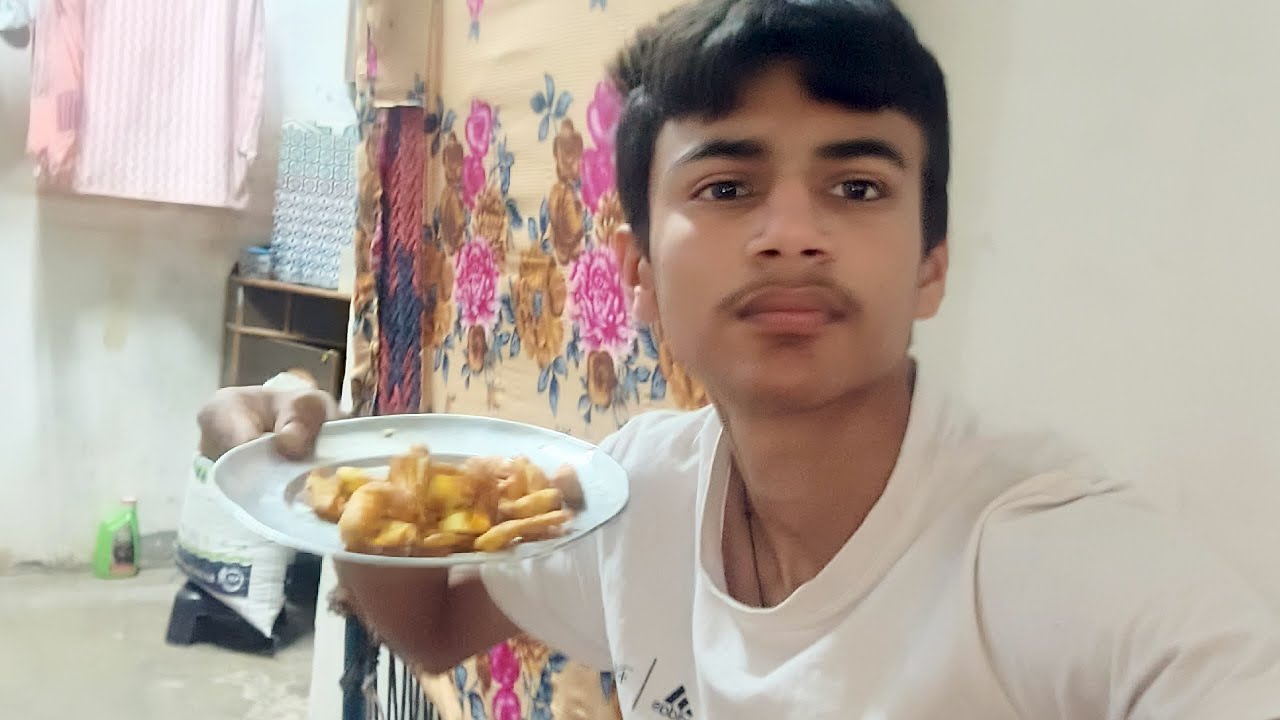 We make pakode 🍜 Punjabi style 