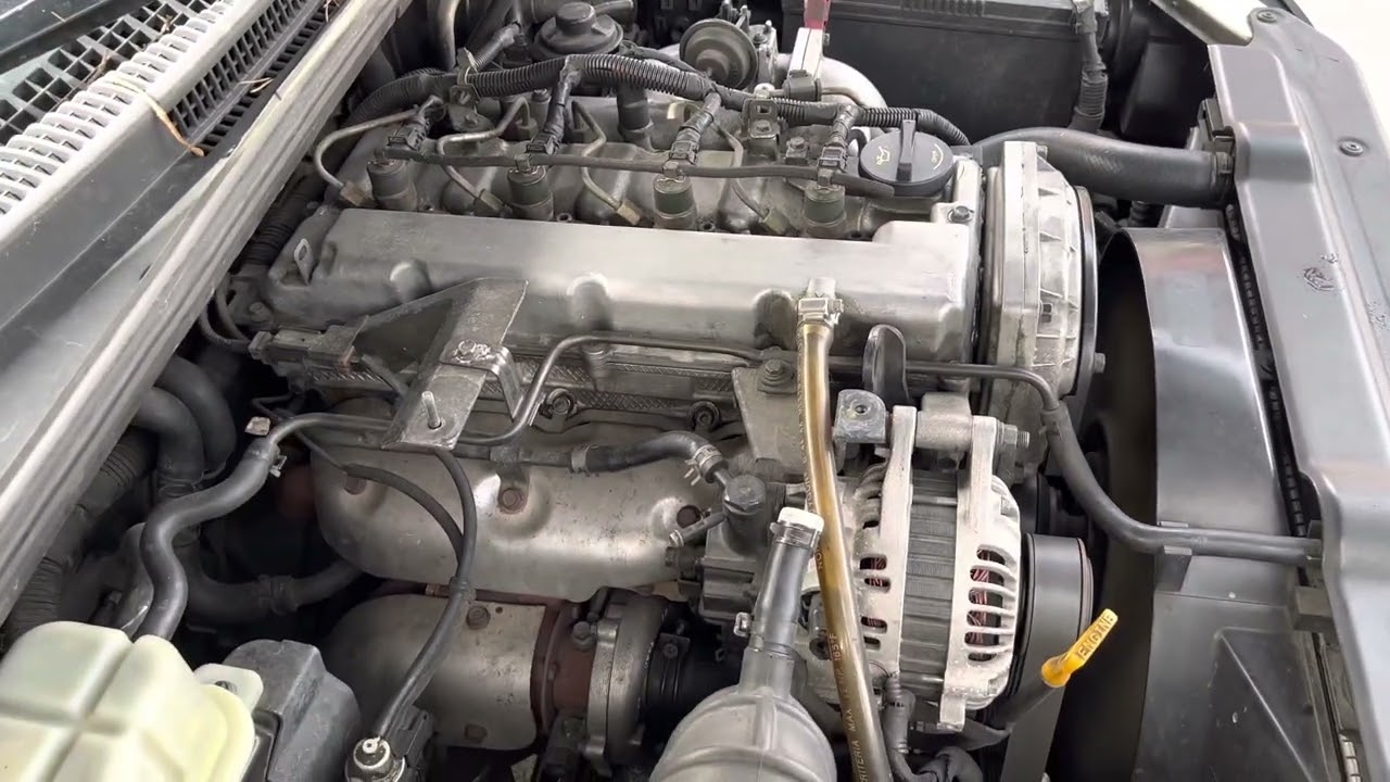 2003 KIA Sorento 2.5 Turbo Diesel CRDi cold start