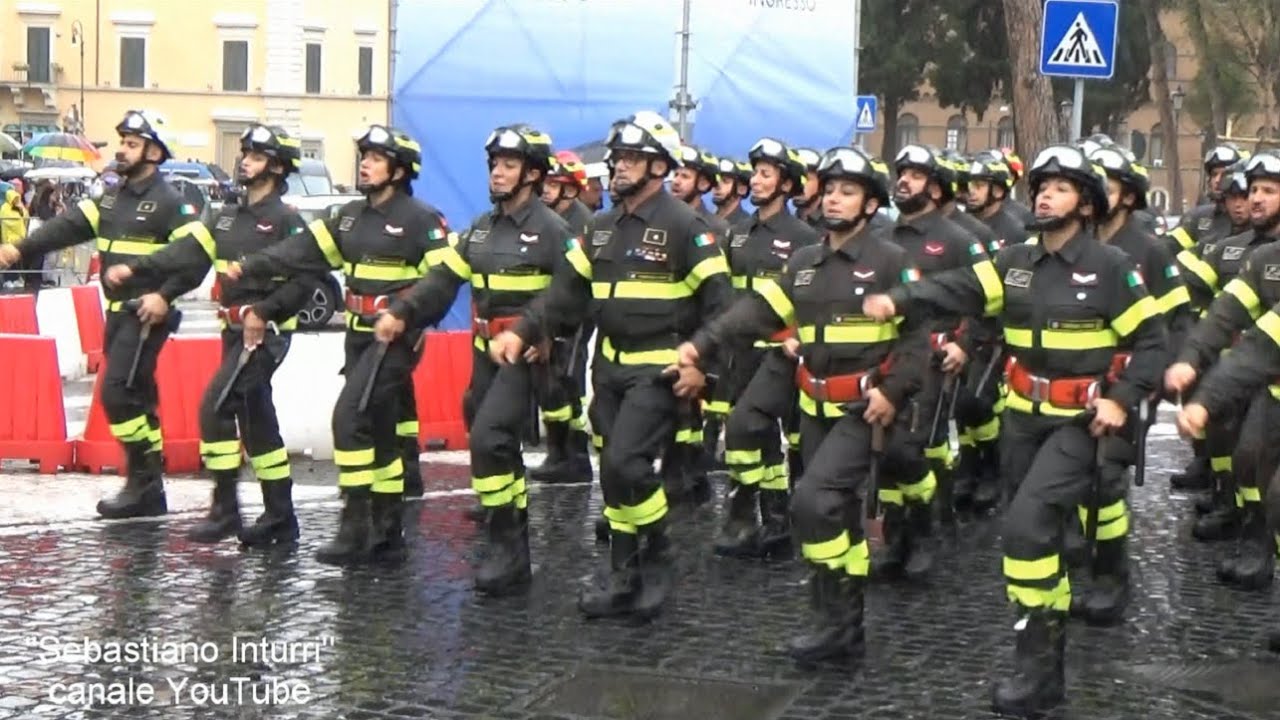 Parata 2 giugno 2024 - Vigili del Fuoco