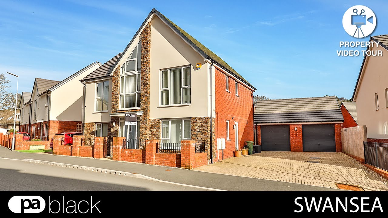 Virtual viewing of a 4 bedroom property located in Swansea