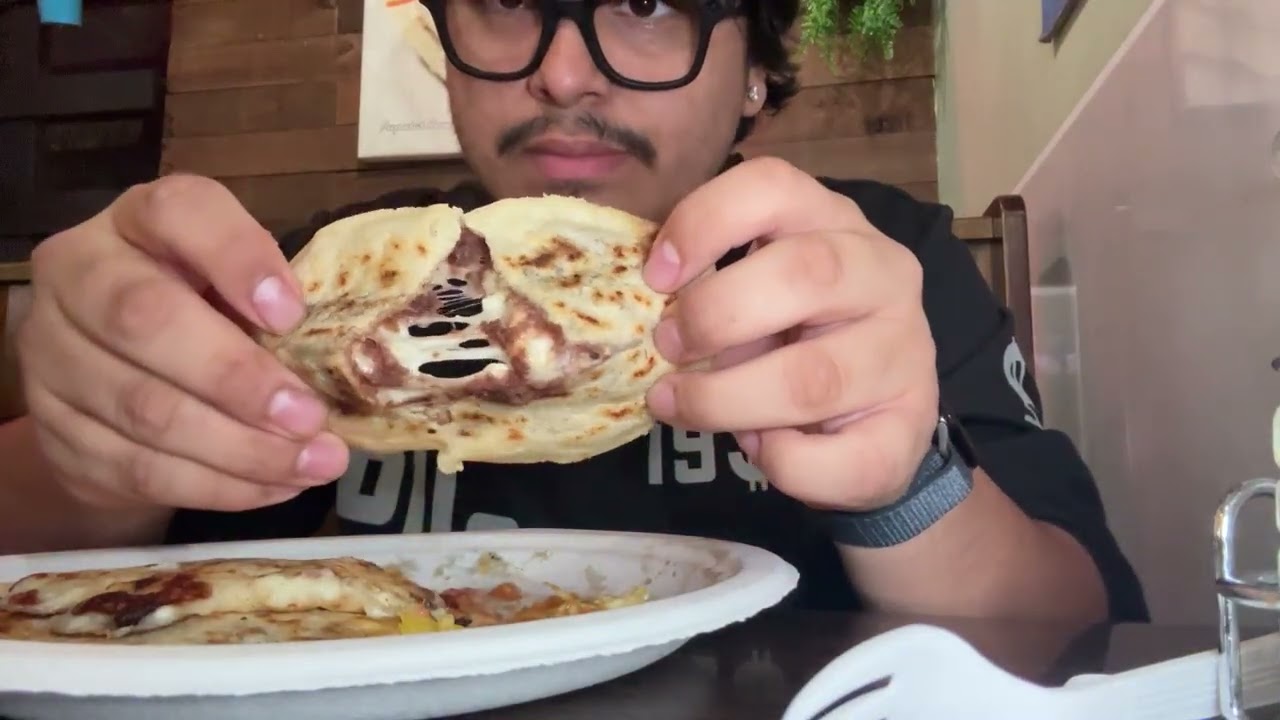 cheese pull gone wrong!🥵 | #gamingwithjordann on #Twitch