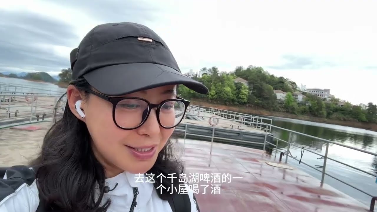 女司机开房车提摩托，我的童年和现在最快乐！