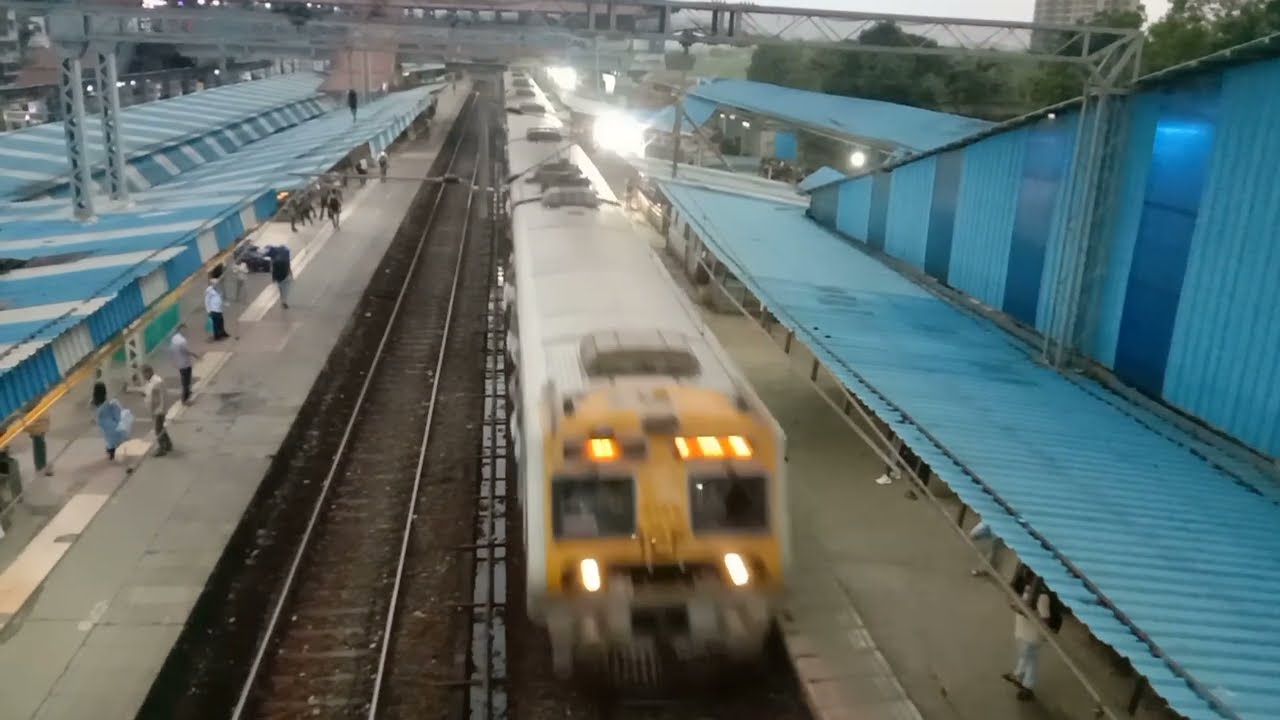 Very fastest train mumbai station nallasopara mumbai @Mumbai_24_Vlog #travel #bollywood