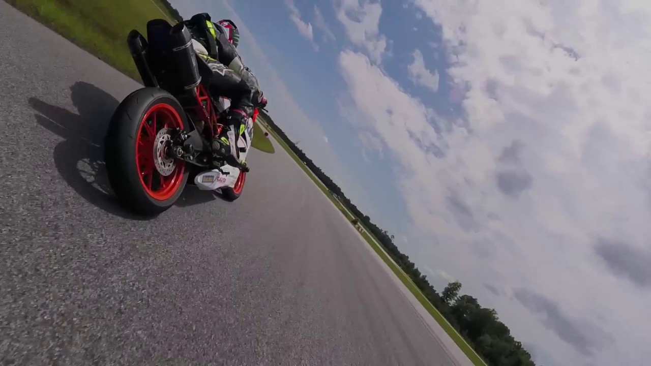 Evolve GT Track Days hosting Motogladiator Race