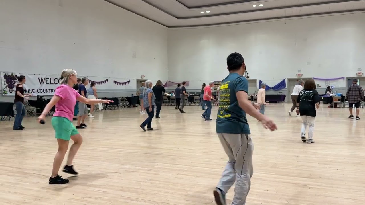 Going Down To Acapulco Line Dance by Fiona Murray & Roy Hadisubroto @ WCLD 25