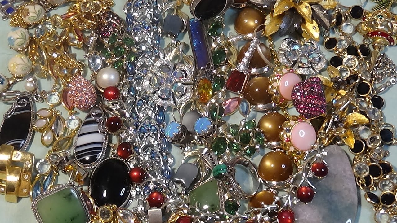 Magnificent Jewelry Bag/ Friend Mail - Joan Rivers, Coro, Lisner, Sterling ...