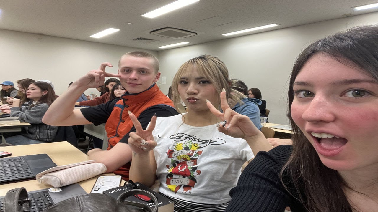 THE STATE OF COLLEGE CLASSES IS NOT OK