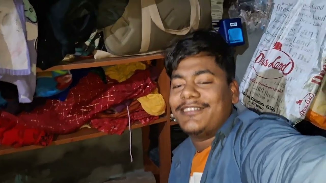 # welcome to my new desi blogs # आज मेरे घर पर मीट और रोटी बना है😱😜😜#vlog #funny सो क्यूट