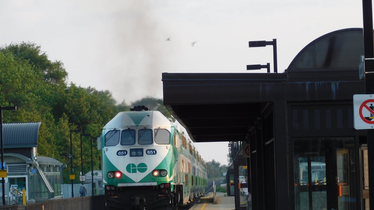 GO Train ride video, Lakeshore East