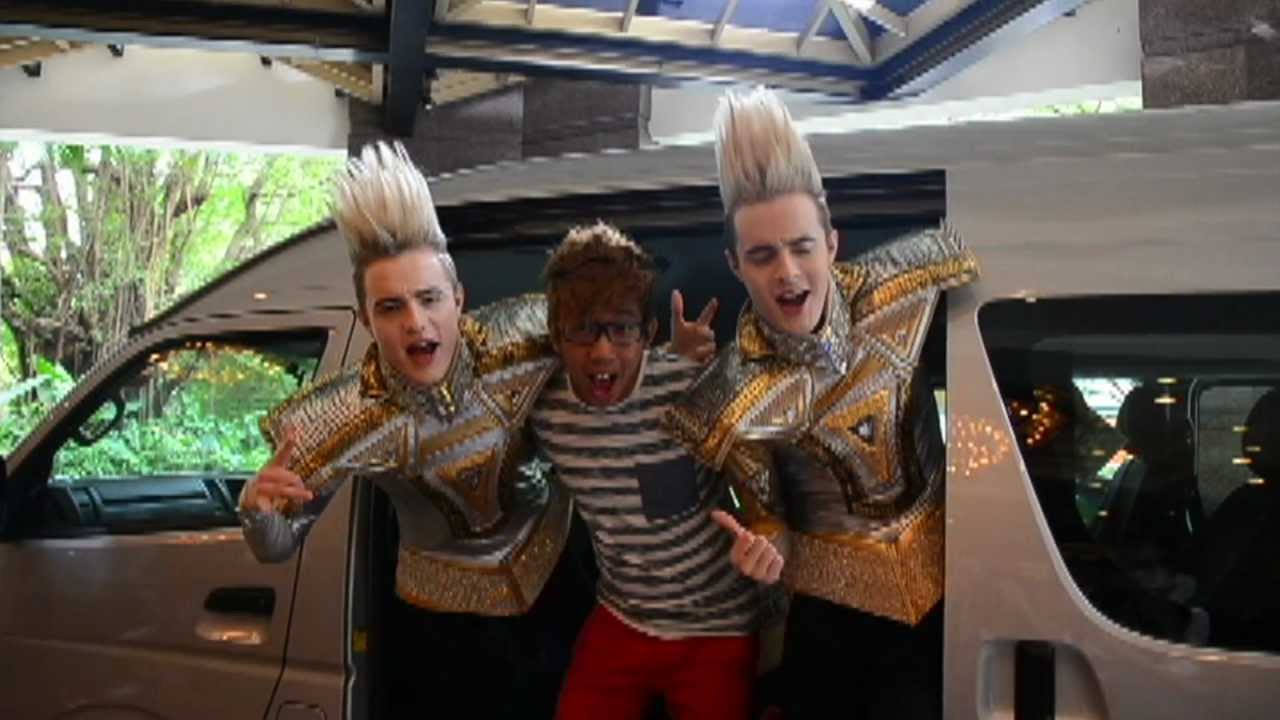 Jedward on Radio 91.3 Food Trail