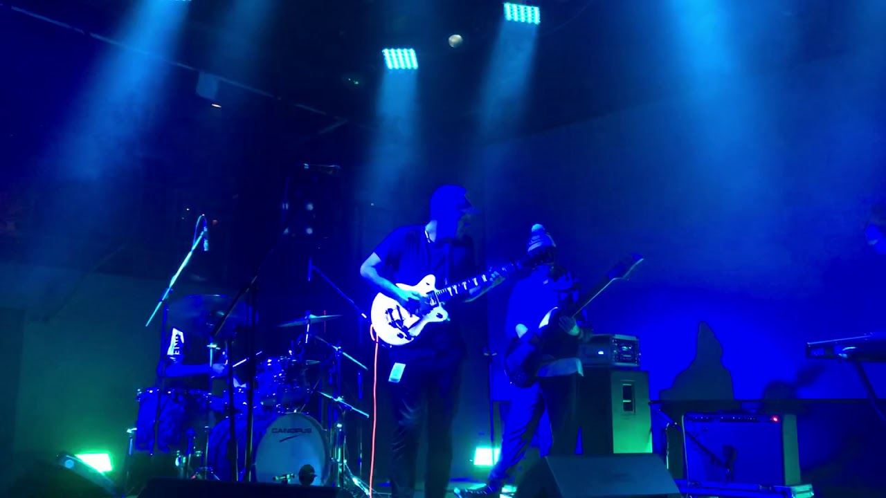 Mac ayres - Jumping off the moon (live)