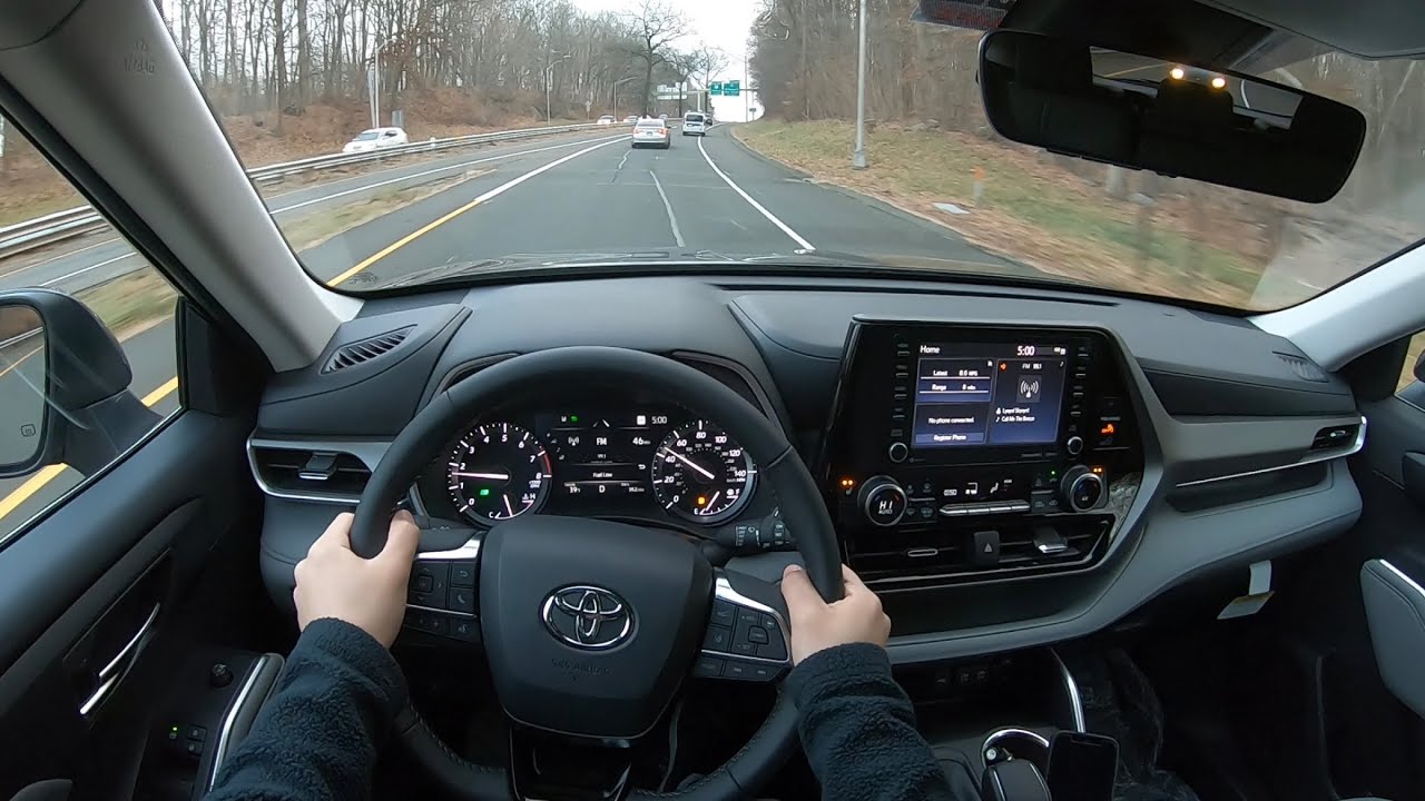 Тест-драйв Toyota Highlander 2021 года от первого лица и мысли