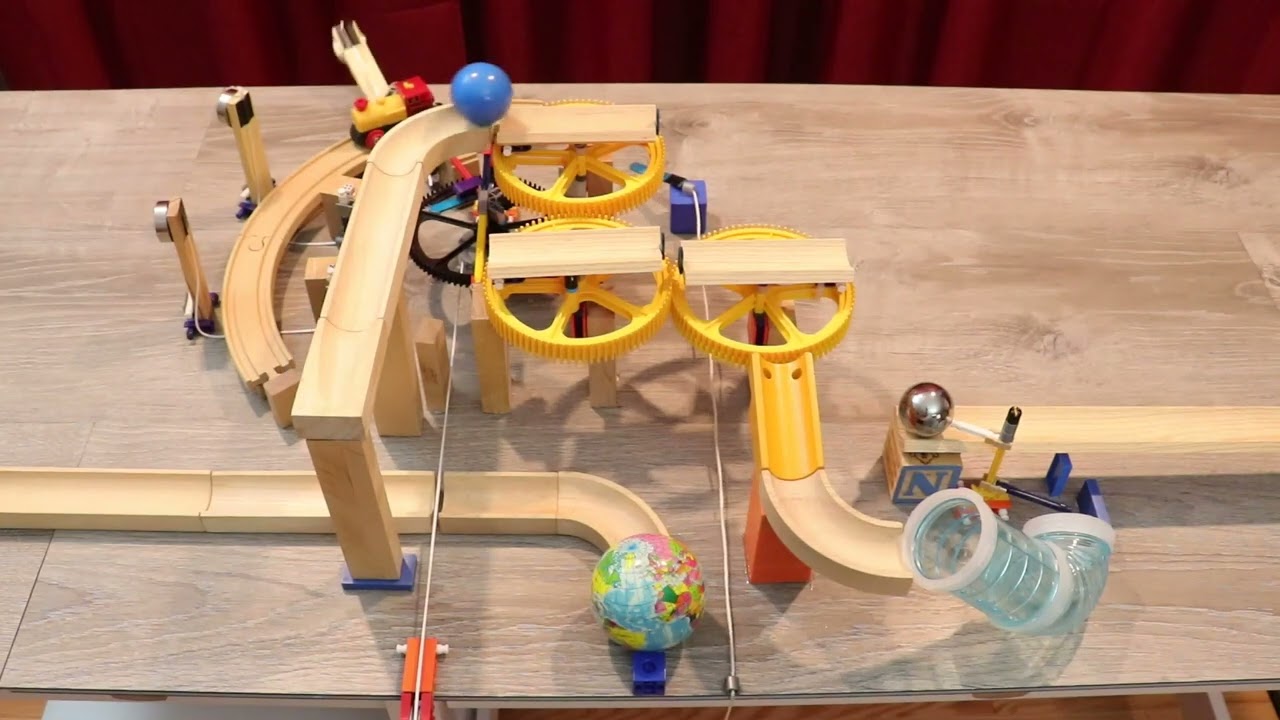 Dominoes vs. Machines: Round IX - Fail Footage