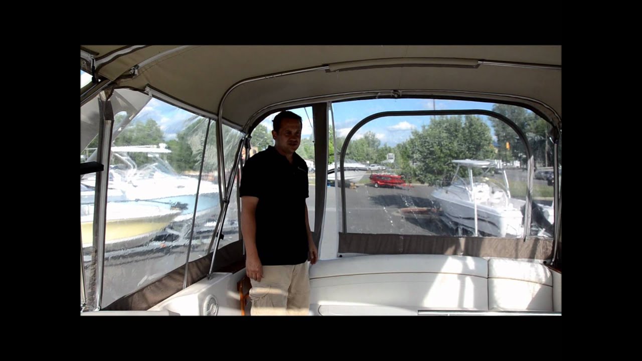 05 rinker 270 Fiesta Vee overview