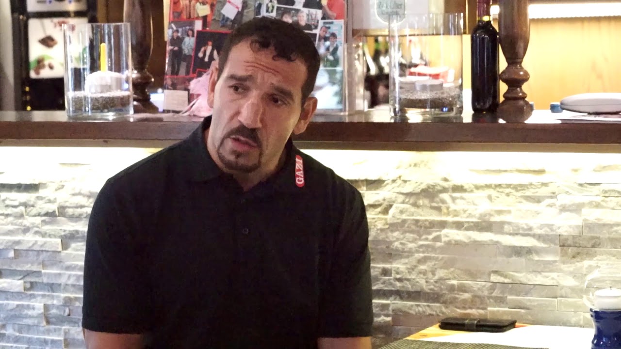 Kinderherzaktionen - Firat Arslan zu Besuch in der VfB-Arena