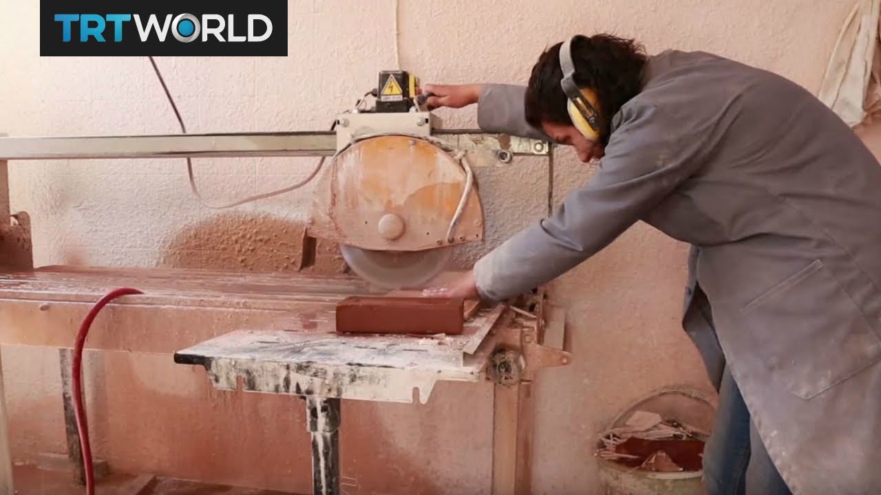 Showcase: Craftswomen in exile