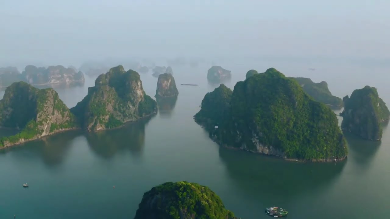 Vietnam FPV Drone – Epic 2-Minute Cinematic Flight Through Mountains, Rice Terraces