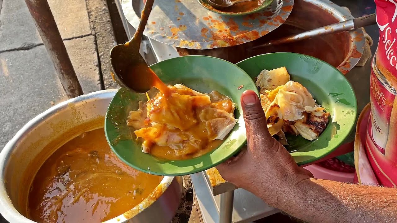 This is PENANG's Legendary BEST Roti Canai - 100 Year Famous | Gemas Road Roti Canai | Transfer Road