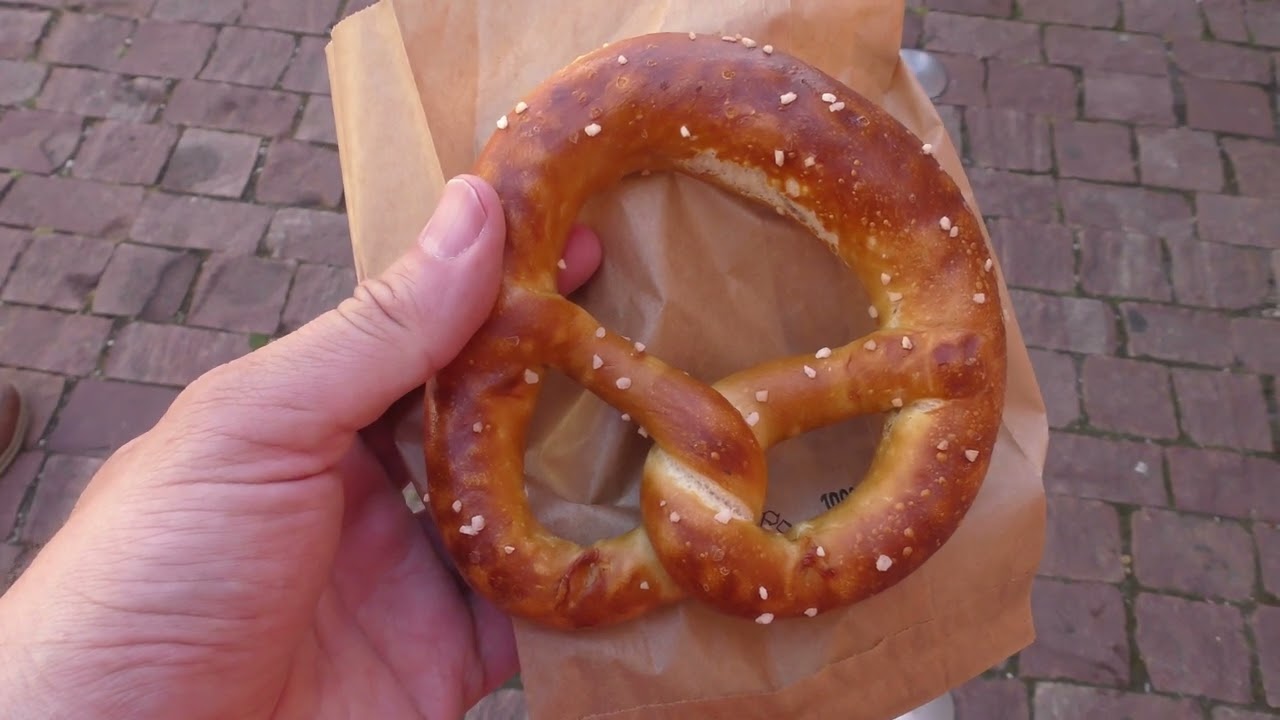 TURCKHEIM (HAUT-RHIN) - UN VILLAGE TRIANGULAIRE