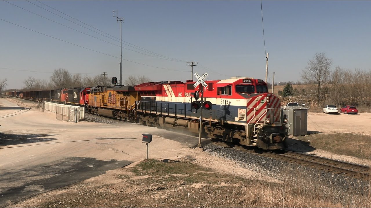 BC Rail Heritage Unit Leads M336 - Aurora Road